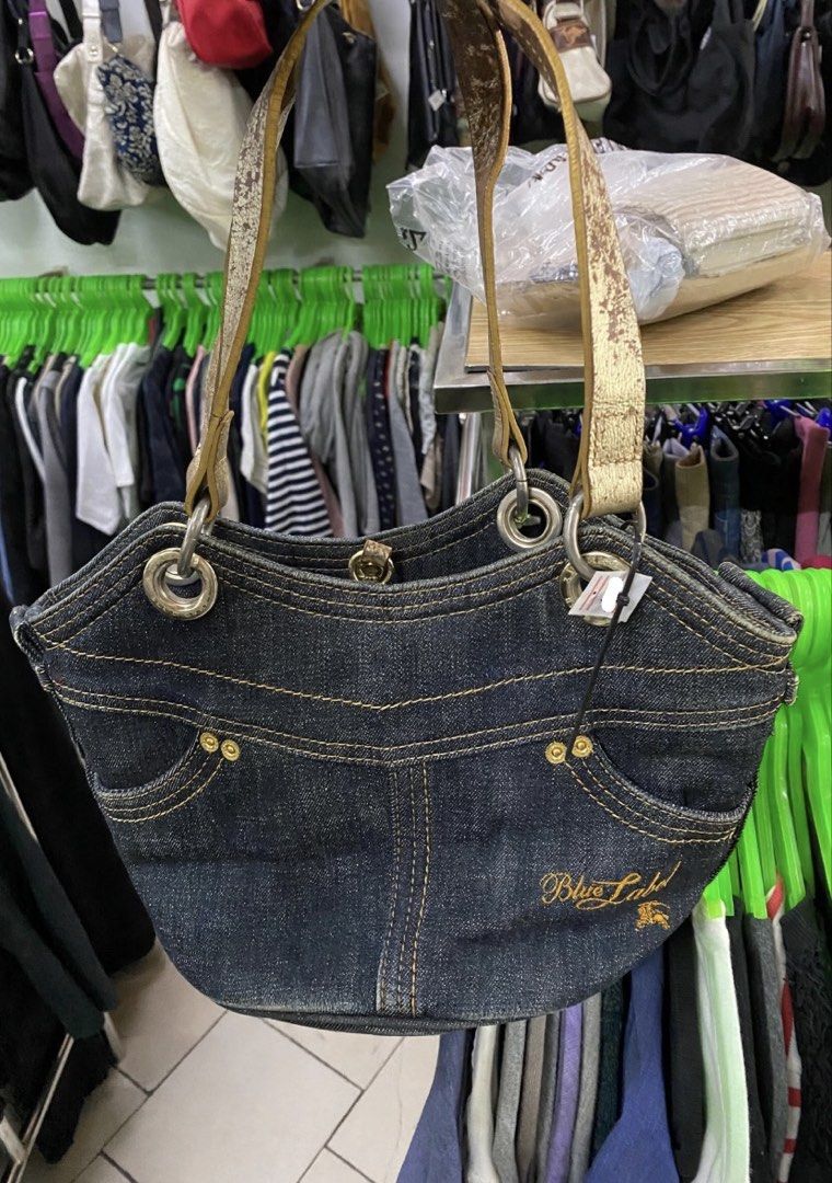 Burberry Blue Laber Denim Bag (Category: Shoulder Bags) located in Manila. Submitted by knives.finds (Listing ID 1467918732, Image 1). Description: HOOK UP ONLY BURBERRY NANJAN NA ISSUE 2,000 Free Shipping .