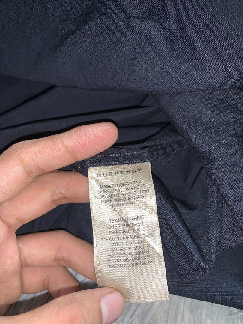 Burberry brit longsleeve (Category: Coats, Jackets and Outerwear) located in Antequera. Submitted by litsthrift (Listing ID 1467904754, Image 2). Description: Authentic burberry brit.