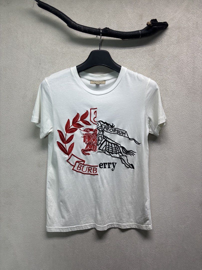 Burberry Shirt (Category: Shirts) located in Baybay. Submitted by thrift.ed2023 (Listing ID 1468020644, Image 1). Description: Burberry Shirt Womens Small to Medium 18x23 No Issue Need Wash Good as New.