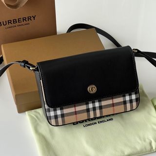 (Category: ) located in . Submitted by fascinating.bag.mall (Listing ID 1467901040, Image 1). Description: .