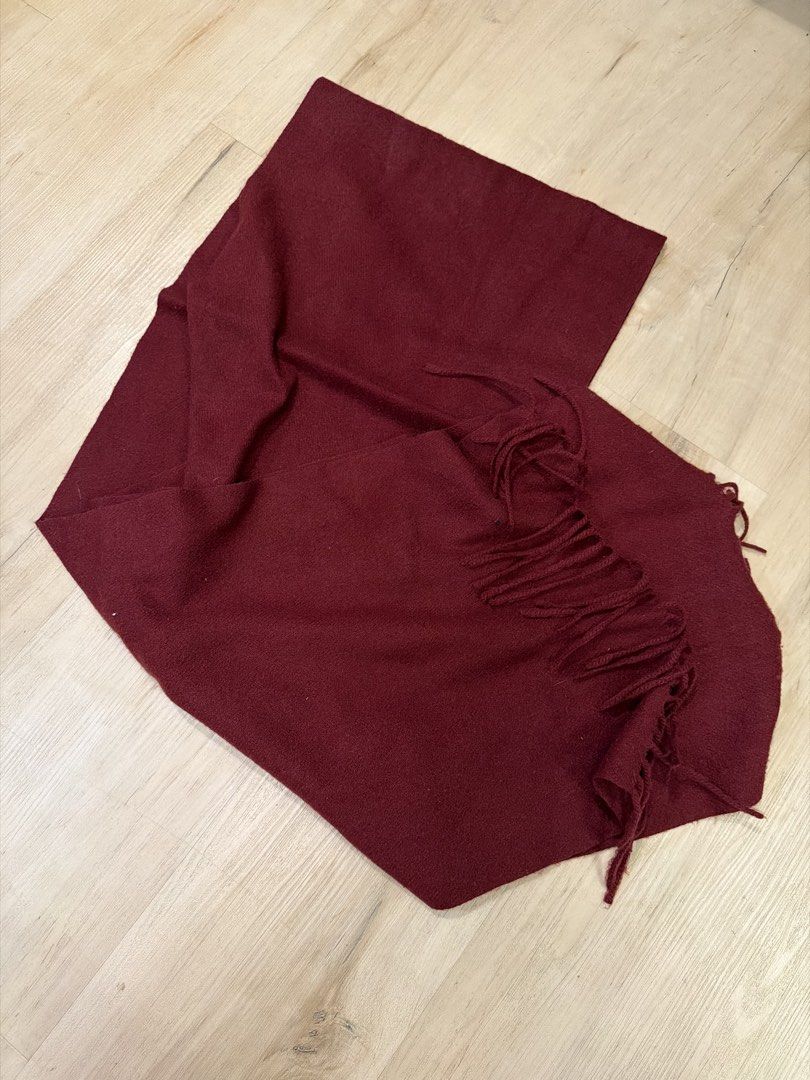 Burgundy scarf (Category: Scarves) located in Manila. Submitted by _____car0usell (Listing ID 1467983656, Image 2). Description: used once only.