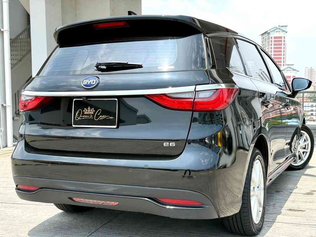 BYD E6 (ME-2) (Category: Used Cars) located in Singapore. Submitted by queenscarpl (Listing ID 1456827652, Image 3). Description: Showroom: Sin Ming 176 Sin Ming Drive #01-18 Singapore 575721 Sales Contact: Alvin Ng tel:88132929 .