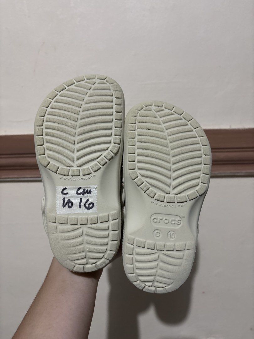C10 crocs (Category: Babies & Kids Fashion) located in Imus. Submitted by littlebooythriftstore (Listing ID 1467935549, Image 3). Description: Bacoor.
