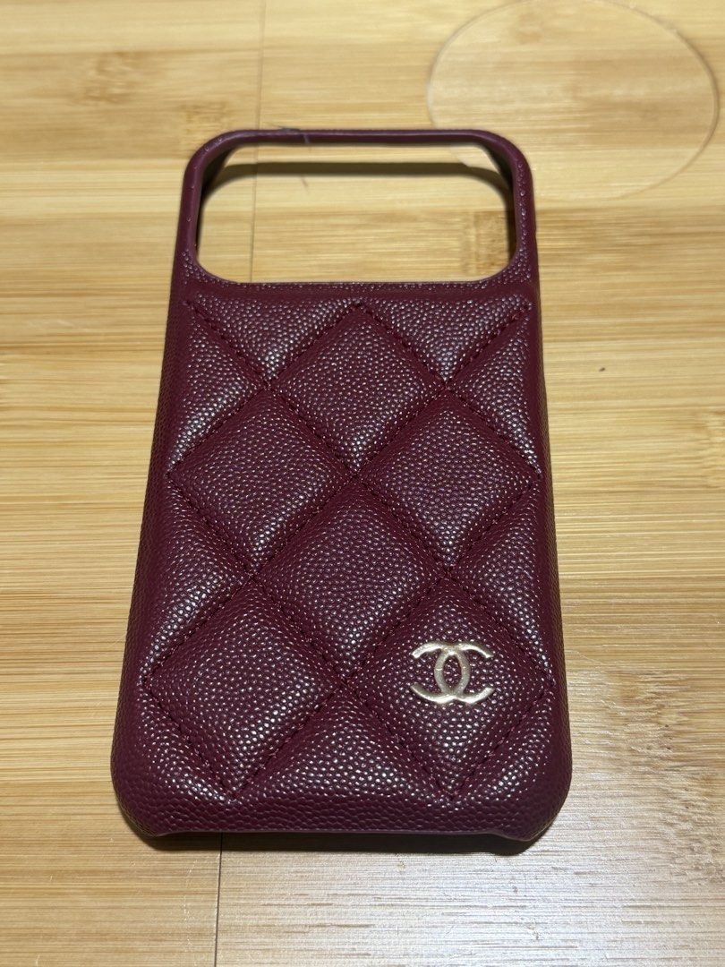 C h anel iphone 17 pro max case (Category: Cases & Sleeves) located in Tarlac. Submitted by luckyfortuneshop88 (Listing ID 1467896159, Image 1). Description: Unused.