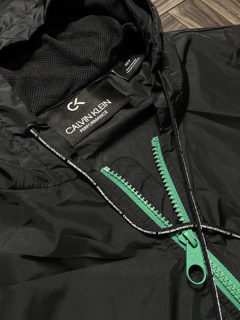 Calvin Klein Performance hooded windbreaker (Category: Coats, Jackets and Outerwear) located in Cebu City. Submitted by 0pong (Listing ID 1467857637, Image 3). Description: Calvin Klein Windbreaker - As new - No issue - Size XL(23x29) - Premium material and durable construction for long-lasting use - Lightweight, comfortable, and easy to maintain - Cebu city .