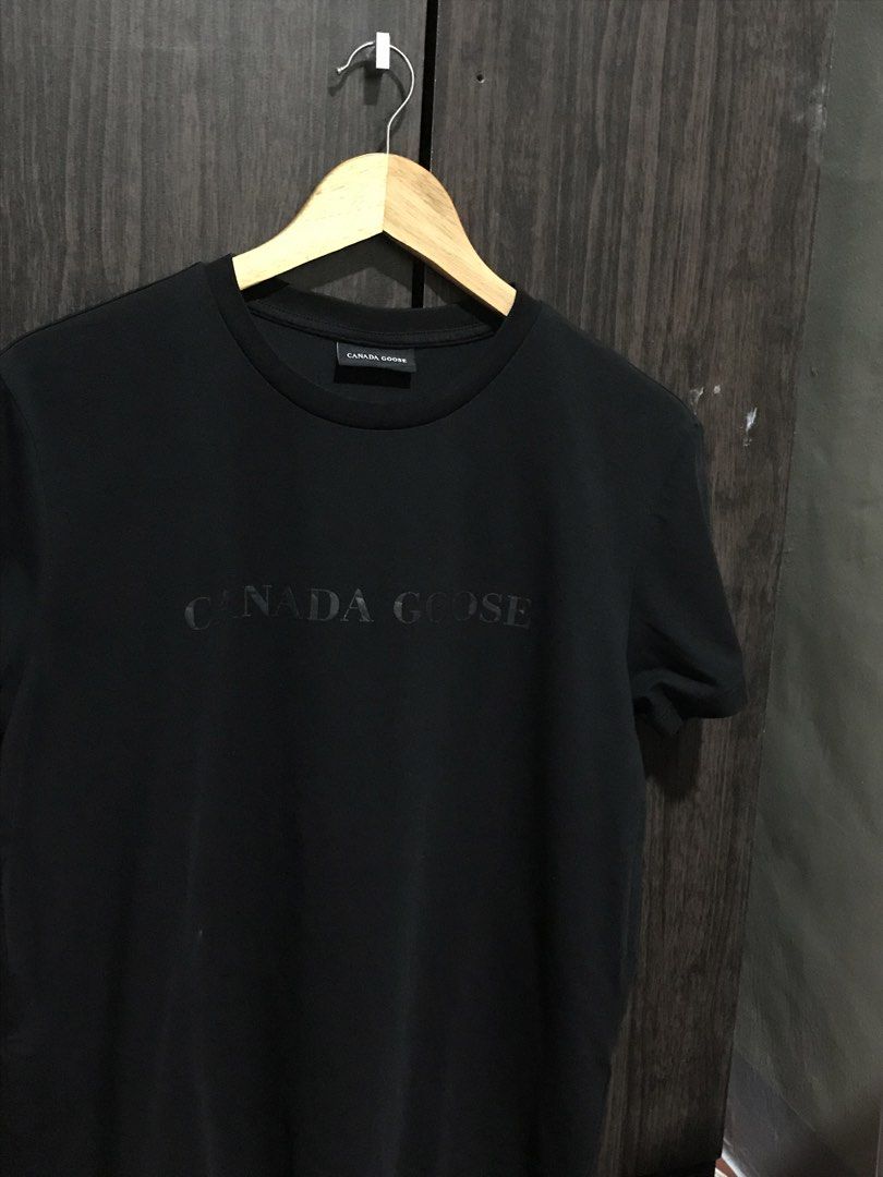 Canada Goose Emersen Shirt (black) (Category: Luxury Apparel) located in Bulacan. Submitted by dailybumps (Listing ID 1467867447, Image 1). Description: 21x26 Complete tags No issue No fade .
