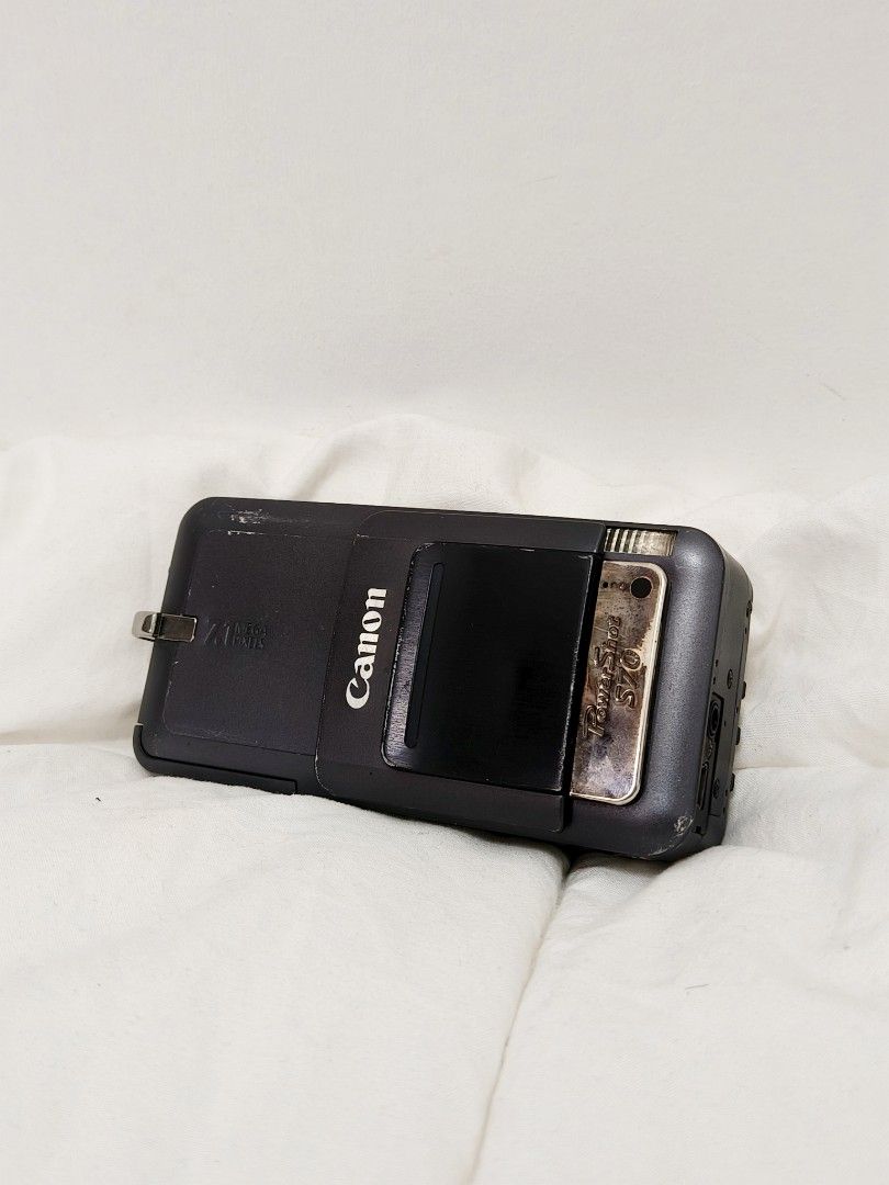 Canon PowerShot S70 Digital Camera Digicam | Full inclusion (Category: Cameras) located in Quezon City. Submitted by chvchuu (Listing ID 1467971395, Image 3). Description: Negotiable! Ready to use♡ Perfect for Film like aesthetic♡ unedited sample photos Feel free to dm for questions and more sample pics♡ ☆ 7.1 megapixels, CCD Sensor ☆ 28mm wide angle lens (perfect for selfies) ☆ can shoot RAW format for more flexible editing (loved by photographe