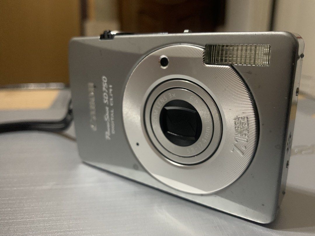 Canon powershot sd750 ELPH (Category: Cameras) located in Taytay. Submitted by the_fort (Listing ID 1468003697, Image 2). Description: Canon Powershot sd750 ELPH Pristine and mint Condition 7.1 megapixel Complete inclusion Charger original battery strap sd card ISSUE - mild lcd burn PRICE: 4,500 pesos Taytay rizal.