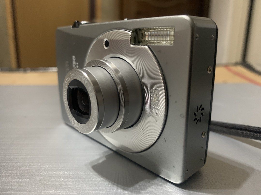Canon powershot sd750 ELPH (Category: Cameras) located in Taytay. Submitted by the_fort (Listing ID 1468003697, Image 3). Description: Canon Powershot sd750 ELPH Pristine and mint Condition 7.1 megapixel Complete inclusion Charger original battery strap sd card ISSUE - mild lcd burn PRICE: 4,500 pesos Taytay rizal.