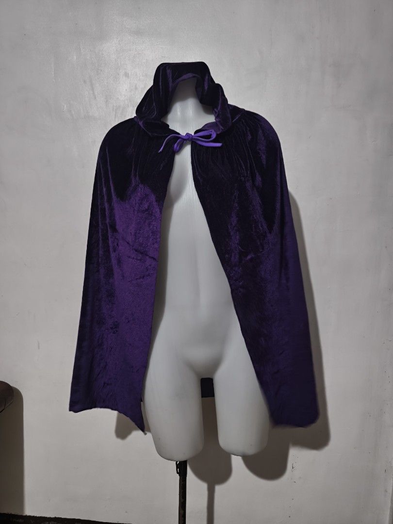 Cape Violet Halloween Costume (Category: Coats, Jackets and Outerwear) located in Marikina City. Submitted by alecfordy (Listing ID 1468058193, Image 1). Description: Cape Violet Halloween Costume 31 inches length.