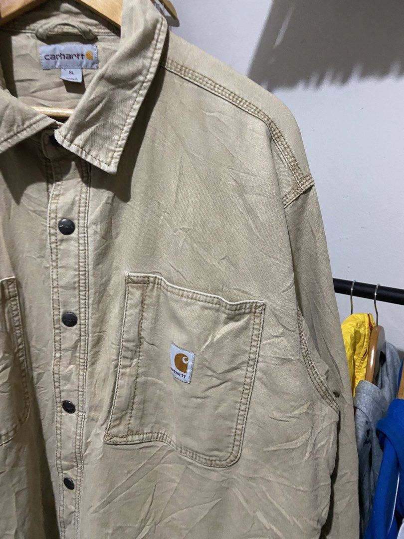 Carhartt (Category: Coats, Jackets and Outerwear) located in Cavite. Submitted by jayson_04 (Listing ID 1467839759, Image 3). Description: color rate: 9.0 condition: 9.3 issue: none dimes: 25x31.