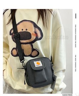 (Category: ) located in . Submitted by fashion_collection (Listing ID 1467875771, Image 1). Description: .
