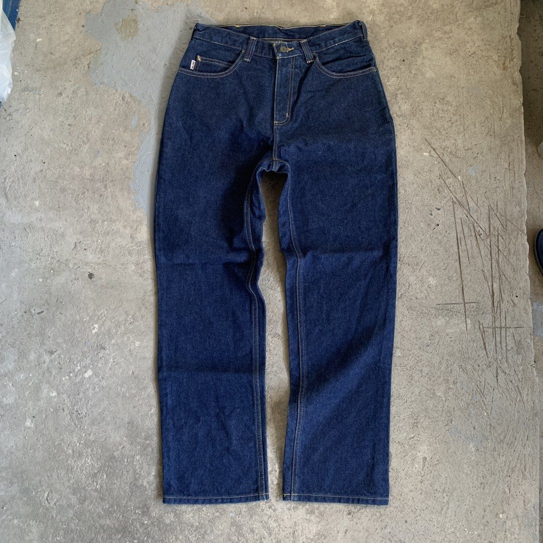 Carhartt Denim Pants (Category: Jeans) located in Manila. Submitted by egersss (Listing ID 1467896313, Image 2). Description: Carhartt FR Denim Pants - Waist 30 x Length 42 x Hem 8.5 - Good condition - Issue: hole di naman kalakihan (nasa last pic) - Location: Imus Cavite.