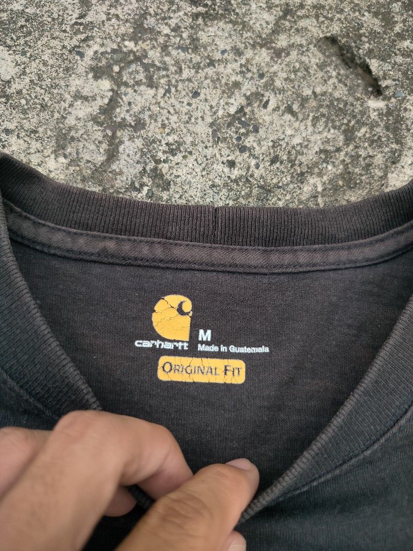 Carhartt K87 (Category: Tshirts & Polo Shirts ) located in Midsayap. Submitted by rogeandrei29987 (Listing ID 1468036619, Image 3). Description: 📌Carhartt K87 •Boxy fit •M on tag •21.5x26 •9/10 cr •Light Fade •Vgood Condi MOP: Gcash Courier✈️: Flash Express Unli vouch/Vc with item Loc: Parang, Maguindanao❤️.