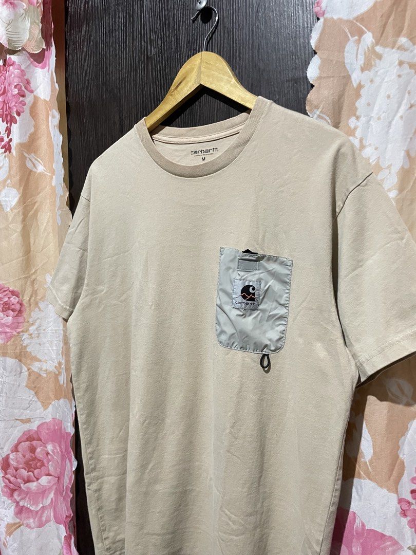 CARHARTT WIP BIG LOGO (Category: Tshirts & Polo Shirts ) located in Cagayan de Oro. Submitted by dwight_666 (Listing ID 1468059108, Image 2). Description: medium on tag 21.5x28 complete tags excellent condition flawless no issue color rate: 9/10 .