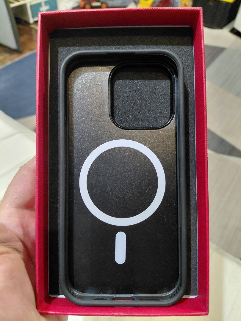 CASETIFY One Piece Monkey D. Luffy Gear 5 iPhone 16 Pro Case (Category: Cases & Sleeves) located in Pasig City. Submitted by aaa-choooo (Listing ID 1467962217, Image 3). Description: - for iPhone 16 Pro - tried on but never used - RFS: husband doesn't like the mirror feature.😅 - bought online .