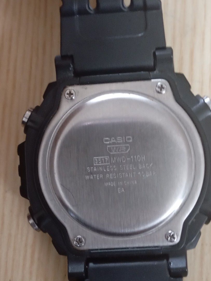Casio (Category: Men's Watches) located in Las Pinas. Submitted by quick_deals_great_finds2 (Listing ID 1467886888, Image 3). Description: Original good working condition Fully functional with battery.
