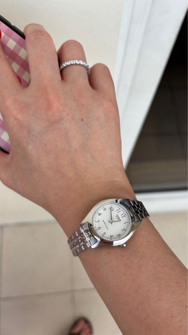 Casio Collection Watch All-steel Silver 26mm (Category: Women's Watches) located in Quezon City. Submitted by shopcart (Listing ID 1467874793, Image 2). Description: CASIO COLLECTION JAPAN ✅Guaranteed Auth from 🇯🇵 All-steel Silver 26mm.