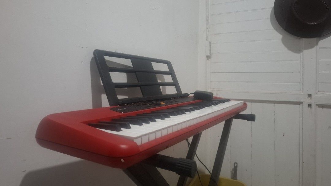 CASIO CT-S200 (W/STAND) (Category: Musical Instruments) located in Pasig City. Submitted by zzenn_. (Listing ID 1467873928, Image 2). Description: Selling my Casio CT-S200 (bought for 7.7K) [original post is also on FB Marketplace] Without stand, 5500 (Slightly negotiable for sure buyers, pero wag naman lowball) Bought this for myself as a birthday gift, pero di rin masyado nagamit due to college and walang time para mag commit, technically in br