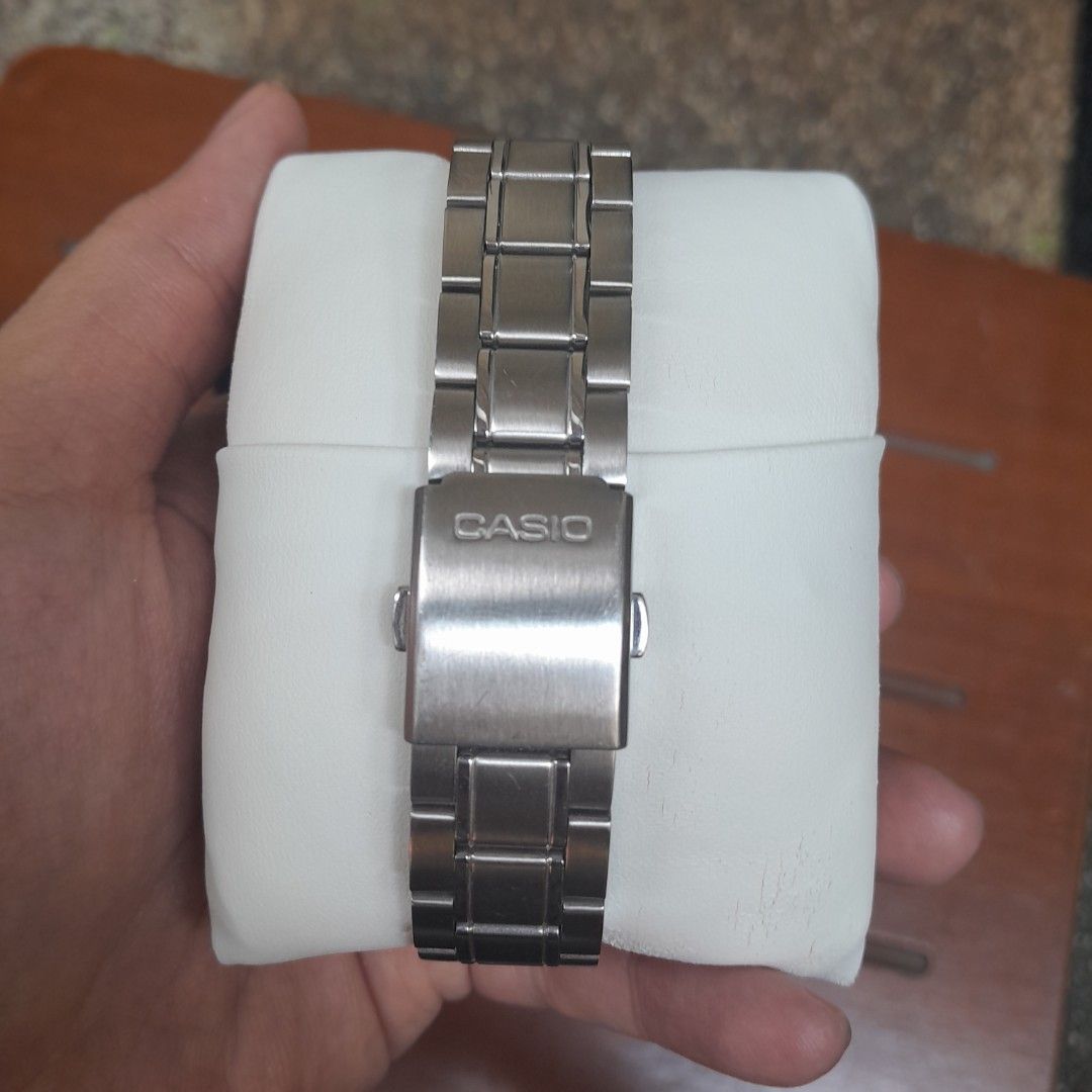 Casio Sapphire MTS-100D (Category: Luxury Watches) located in Marikina City. Submitted by toontaba (Listing ID 1467955579, Image 3). Description: MTS 100D Blue Dial 2500PHP USED in good condition Sapphire Glass Full Stainless steel 10 Year Battery Complete original bracelet, display box, original tag. FREE blue sailcloth watch strap Concepcion Marikina.