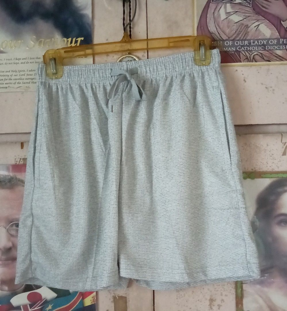 Casual Textured Drawstring Shorts with Pockets (Category: Shorts) located in Quezon City. Submitted by chacha30.s (Listing ID 1467922156, Image 3). Description: - Style: Comfy casual shorts with a subtle textured grid pattern - Fit: Relaxed fit featuring an elastic waistband and adjustable drawstring front - Pockets: Deep and functional side pockets - Versatility: Perfect for daily lounging, running errands, or warm weather outings - Colors: Avai