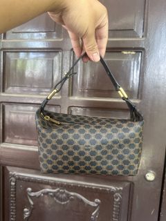 (Category: ) located in . Submitted by theprelovedshopbulacan (Listing ID 1467875421, Image 1). Description: .
