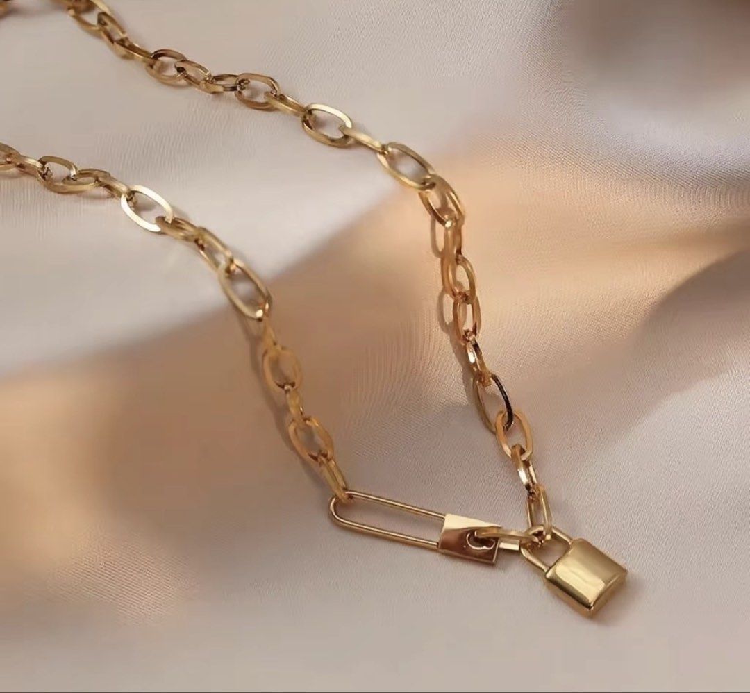 Chain necklace with lock non tarnish (Category: Necklaces) located in Manila. Submitted by vintageaccessories (Listing ID 1467980978, Image 2). Description: .