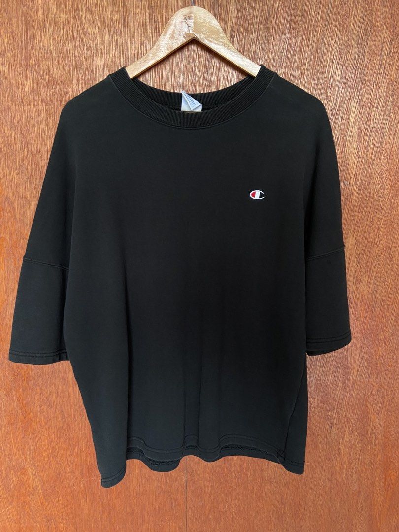 Champion Big Script Back Tee (Category: Tshirts & Polo Shirts ) located in Panabo. Submitted by thrifty.red (Listing ID 1467887638, Image 2). Description: width:23.5 length:28 Med Oversize.