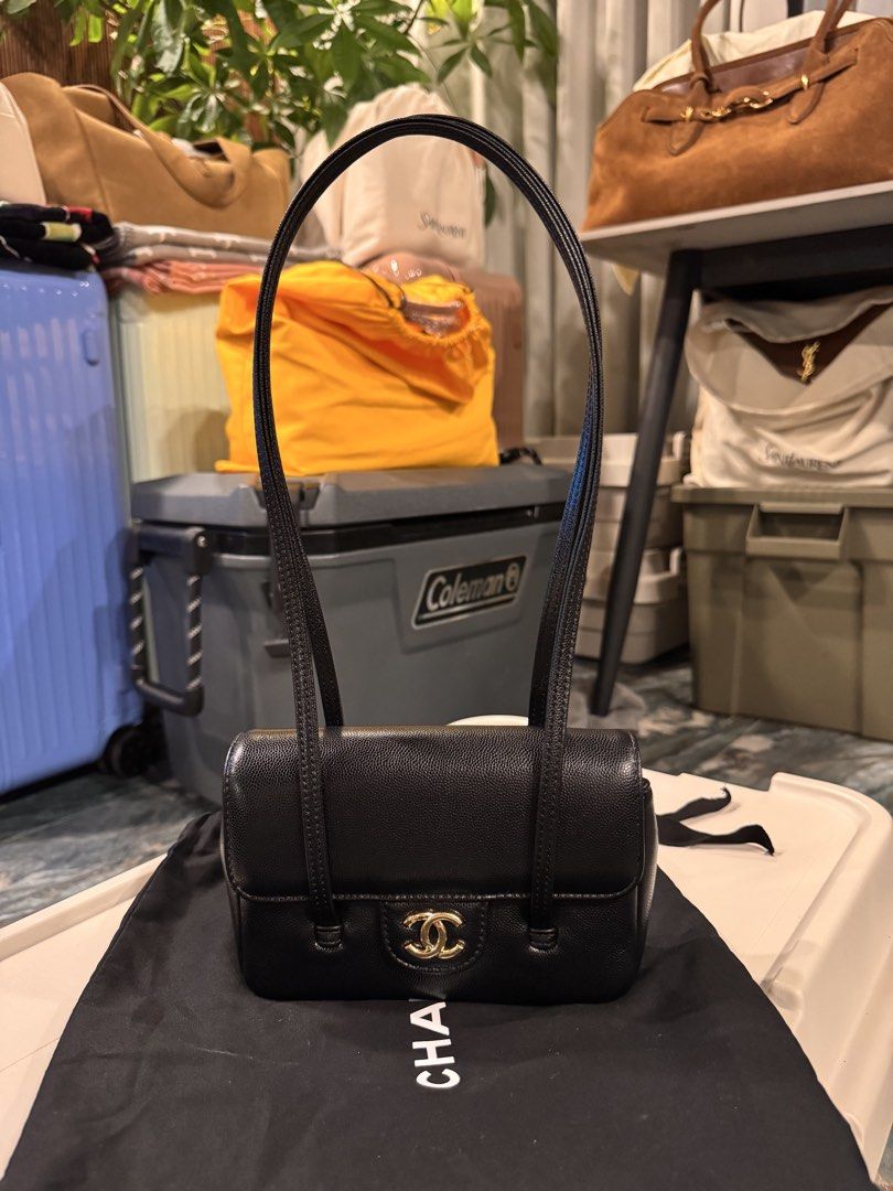 Chanel coco caviar mini preppy (Category: Shoulder Bags) located in Makati City. Submitted by at68studios (Listing ID 1468038294, Image 2). Description: .