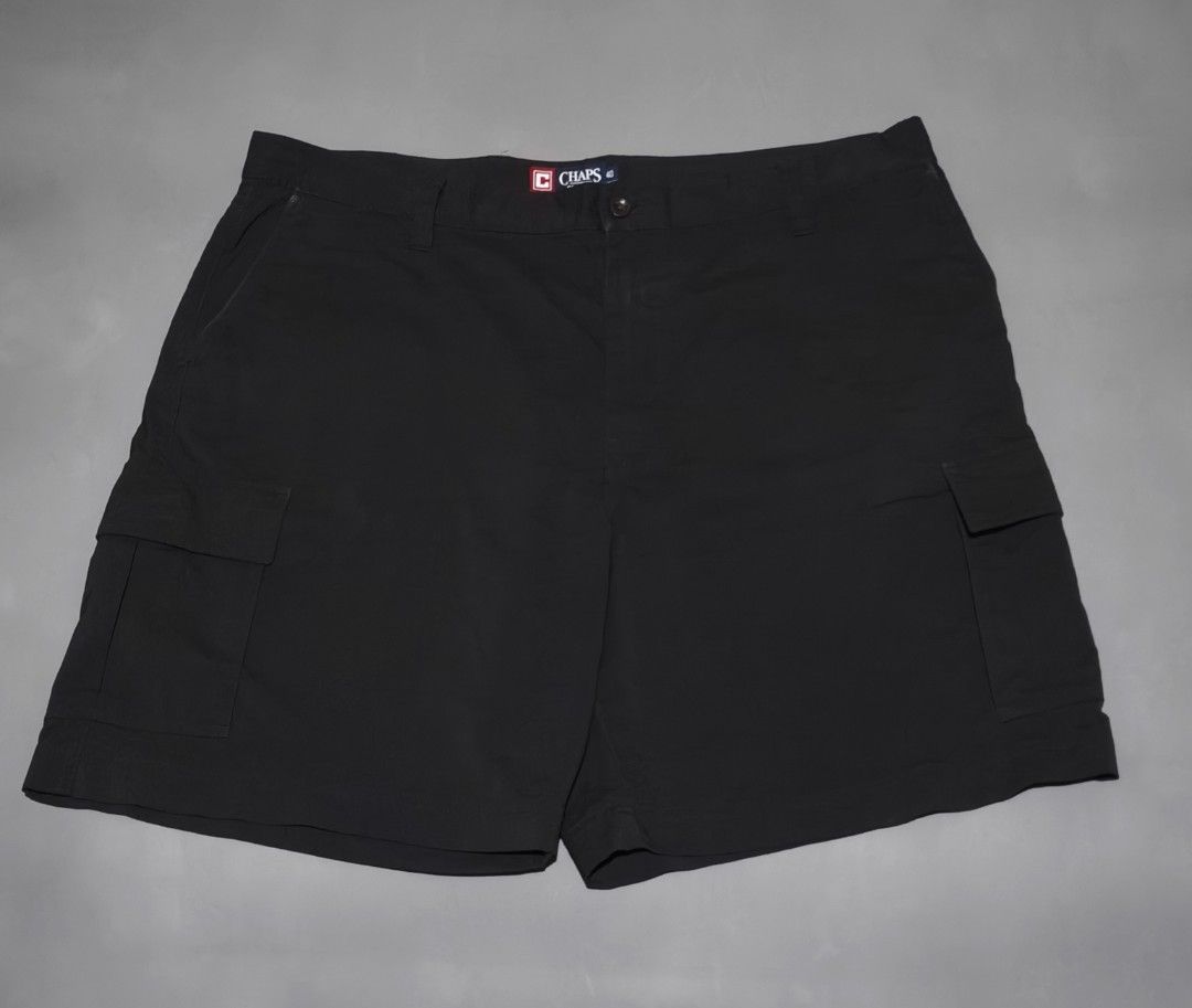 Chaps Solid Black Cargo Shorts (Category: Shorts) located in Naga. Submitted by makuri_4400 (Listing ID 1467987380, Image 1). Description: ‎​L - 21 ‎ ‎W - 20 ‎ ‎Leg hole - 13.5 ‎ ‎Issue - small pinhole.