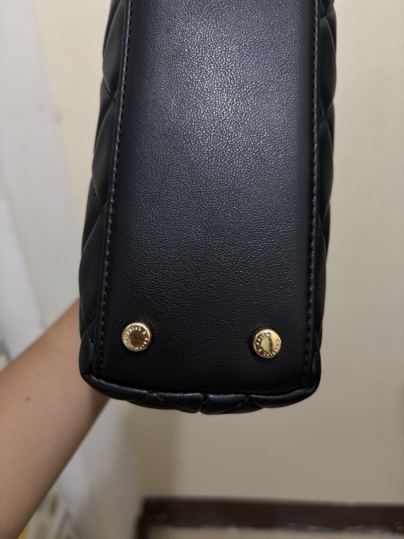 Charles & Keith Alva Quilted Top Handle Bag (Category: Shoulder Bags) located in Bulacan. Submitted by cjhyy (Listing ID 1467919387, Image 3). Description: .