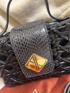 (Category: ) located in . Submitted by sophiaaaa_shop (Listing ID 1467914639, Image 1). Description: .