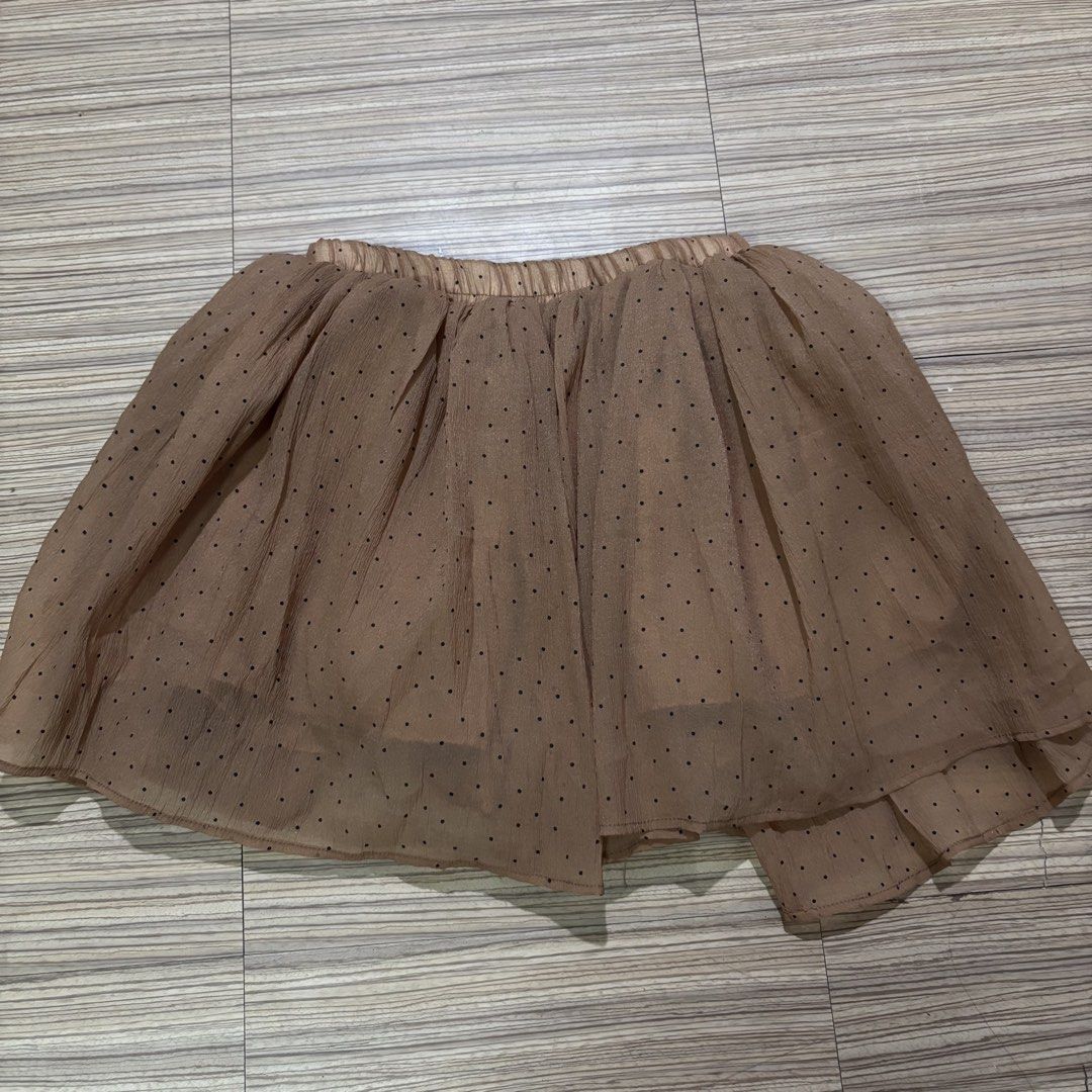 Chiffon Polka Bubble Flowy Mini Skirt (Category: Skirts) located in Binan City. Submitted by myprelovedhaul (Listing ID 1467952145, Image 2). Description: fits xs to large, garterized - no when worn photos! - last price posted! - please message only if sure buyer! - limited replies only. - Available unless mark as sold. - Ship via j&t or lalamove for same day. -Mode of payment: Gcash 📍Biñan Laguna .
