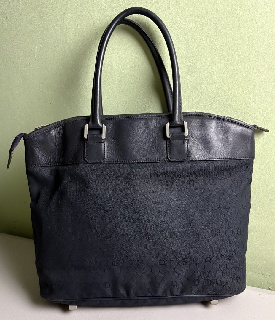 Christian Dior Honeycomb Monogram Pattern Tote Bag (Category: Luxury Bags & Wallets) located in Manila. Submitted by hippiesph (Listing ID 1467854140, Image 1). Description: VINTAGE CHRISTIAN DIOR HONEYCOMB - Canvas big size tote bag handbag Vintage / Orig Still in Vgood condition Will send more details via pm 📩.