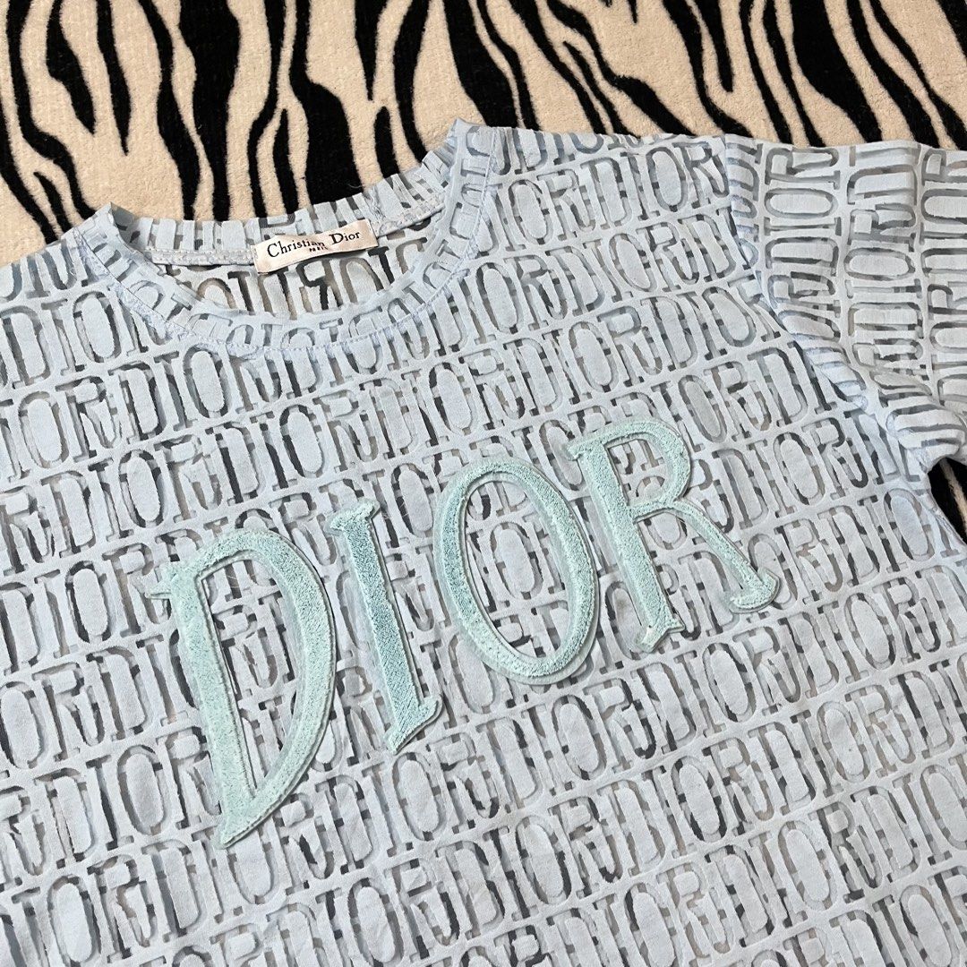 Christian dior monogram tshirt (Category: Shirts) located in Manila. Submitted by royaldripmanila (Listing ID 1467959721, Image 3). Description: No issue W20 L27.