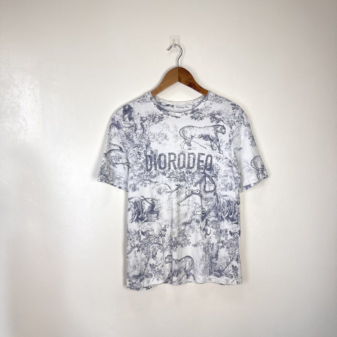 Christian Dior Womens Shirt (Category: Shirts) located in Calasiao. Submitted by liascorner (Listing ID 1467980393, Image 1). Description: W;18 L:25 9.5/10.