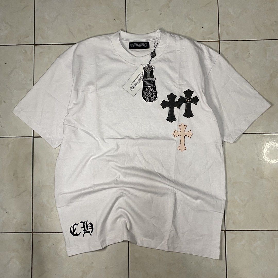 Chrome Hearts Black-Pink (Category: Activewear) located in Bacoor. Submitted by fitcart (Listing ID 1467952310, Image 1). Description: Size: L Dimes: 28 × 22 Fabric: Cotton Condition: Good Condition Color Rate: 9/10 Issue: None Price: ₱350.