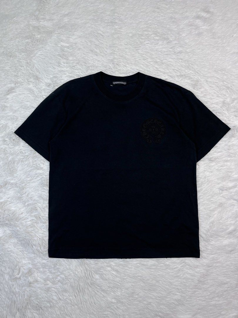 Chrome Hearts (distressed) (Category: Formal Shirts) located in Manila. Submitted by bagayanagi11491 (Listing ID 1467901100, Image 1). Description: Excellent Condition Size: Large Dimes: 22x27 Issue: none As new to napaka solid. Heavy cotton and embroidered design.