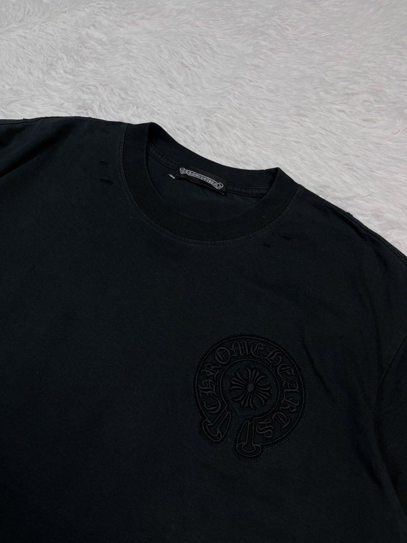 Chrome Hearts (distressed) (Category: Formal Shirts) located in Manila. Submitted by bagayanagi11491 (Listing ID 1467901100, Image 2). Description: Excellent Condition Size: Large Dimes: 22x27 Issue: none As new to napaka solid. Heavy cotton and embroidered design.