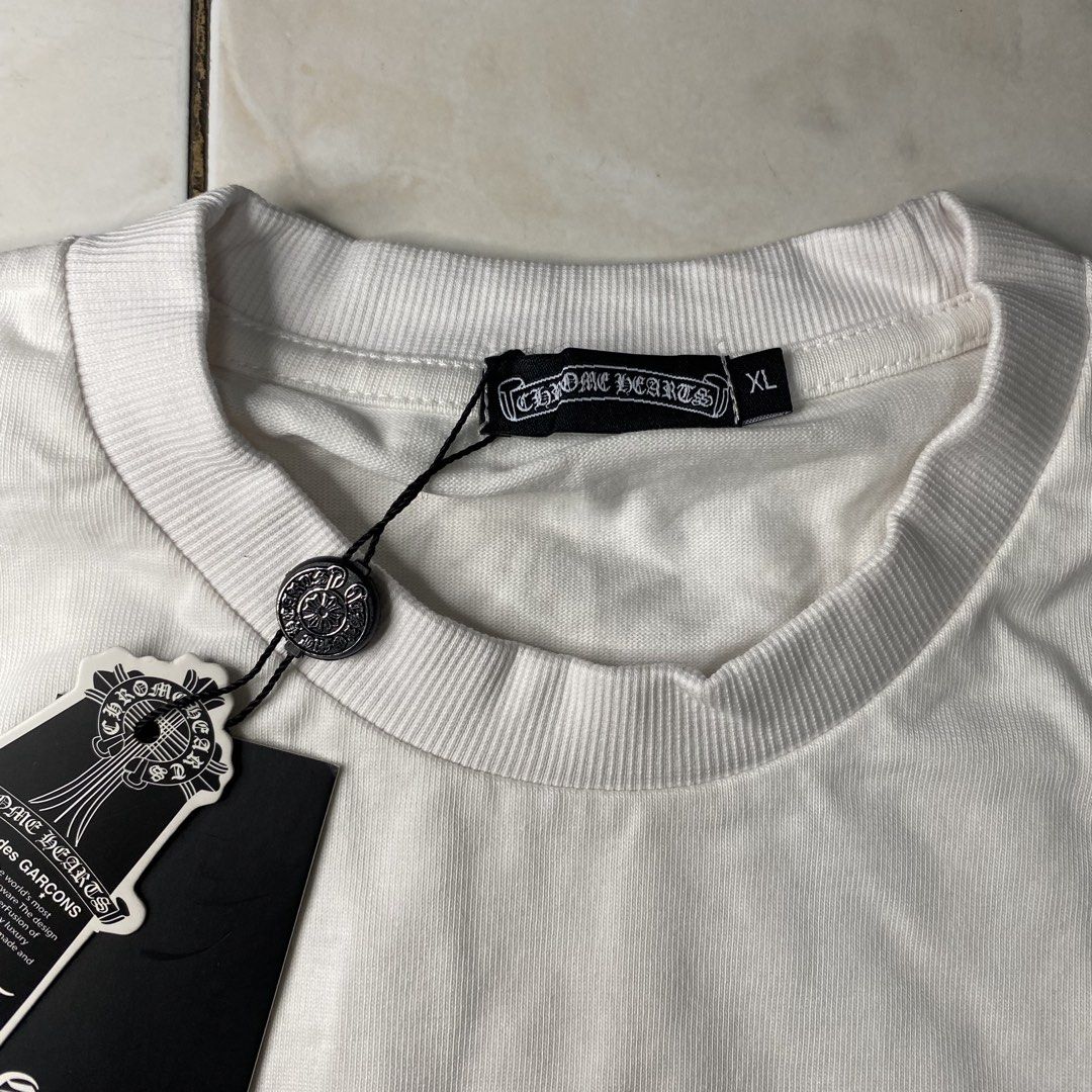 Chrome Hearts Mid Cross (Rhinestones) (Category: Activewear) located in Bacoor. Submitted by fitcart (Listing ID 1463588614, Image 3). Description: Size: XL Dimensions: 22x29 Fabric: Cotton Condition: Good condition Color Rate: 9/10 ₱350 only 📩 Available pa po. If interested, just let me know if you’d like to claim..