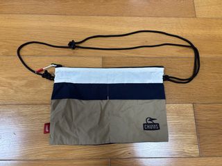 （分類：）位於 。 由 ant01661 提交（商品編號 1467852027，圖片 1）。簡介： 。