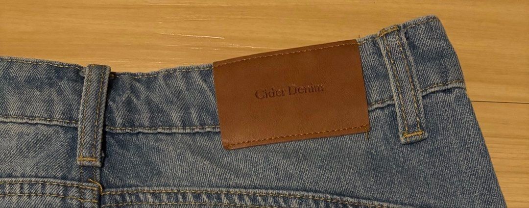 Cider Mid-Rise Solid Straight Leg Women Jeans Small (Category: Jeans) located in Quezon City. Submitted by garagesale2026 (Listing ID 1467840731, Image 3). Description: - Used once - In mint condition - Waist: 28-30"; Inseam: 29"; Length: 39".
