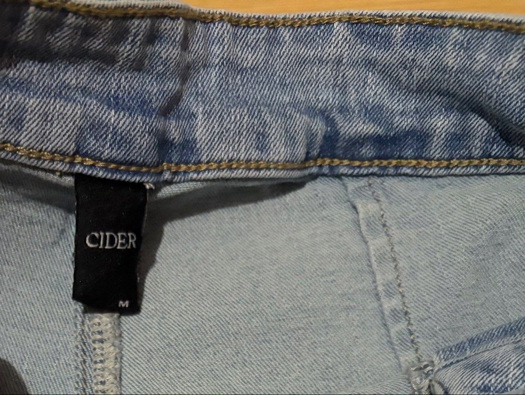Cider Women's Sailor Jeans Medium (Category: Jeans) located in Quezon City. Submitted by garagesale2026 (Listing ID 1467840029, Image 3). Description: - Used once - In mint condition - Waist: 27-32"; Inseam: 29"; Lenght: 40.5" - Wide Leg; High waist; Stretch; Soft denim.