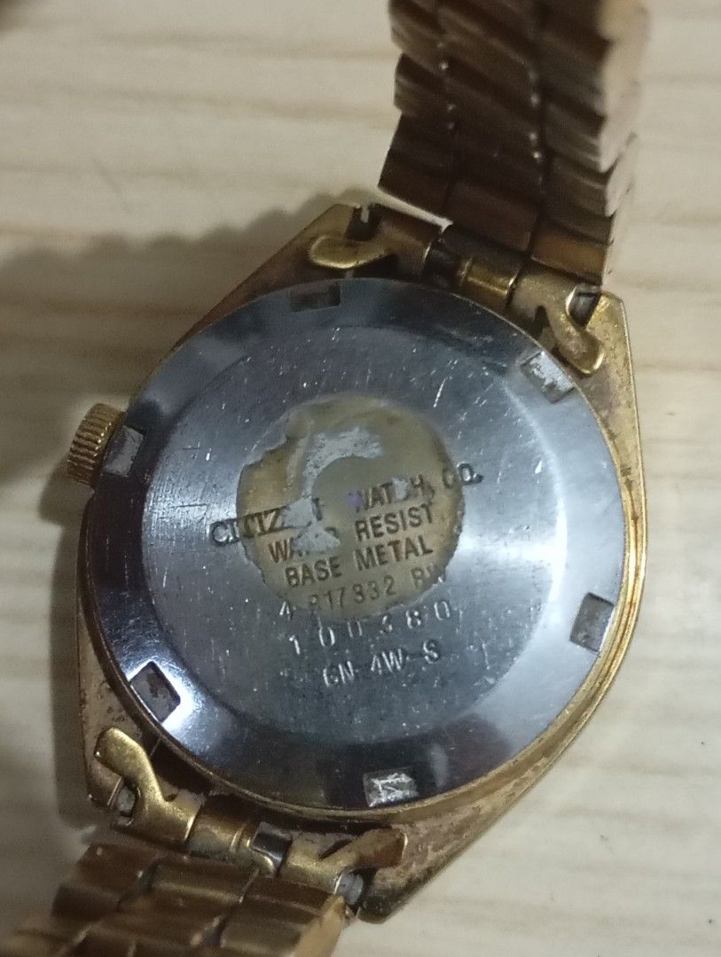 Citizen automatic (Category: Women's Watches) located in Las Pinas. Submitted by quick_deals_great_finds2 (Listing ID 1468049056, Image 3). Description: Original good working condition 25mm small fits wrist 6.8.