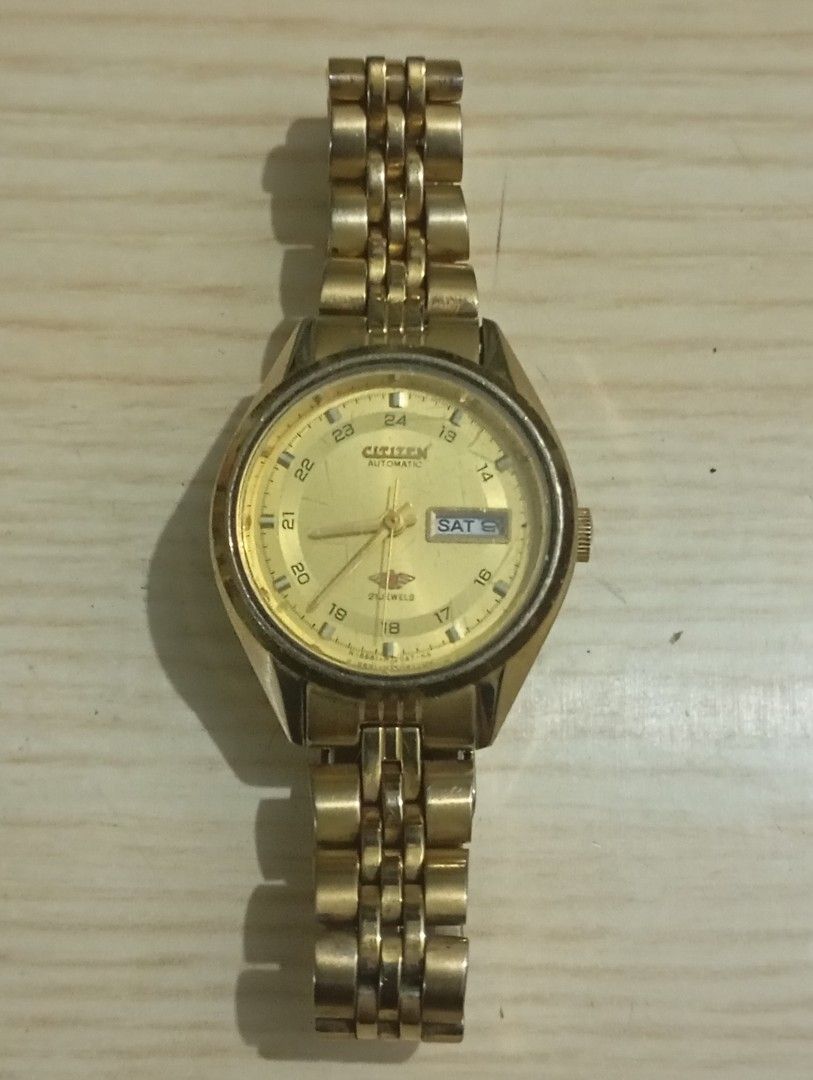 Citizen automatic (Category: Women's Watches) located in Las Pinas. Submitted by quick_deals_great_finds2 (Listing ID 1468049133, Image 2). Description: Original good working condition 25mm small fits wrist 6.5 inches.