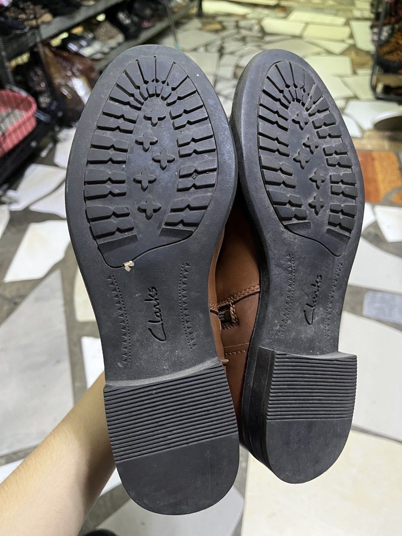 Clarks boots 37 (Category: Boots) located in Cagayan de Oro. Submitted by leehanfinds (Listing ID 1468053961, Image 2). Description: .