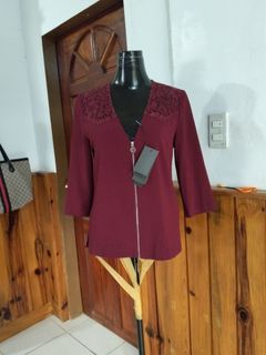 (Category: ) located in . Submitted by designeritems2000 (Listing ID 1467908185, Image 1). Description: .