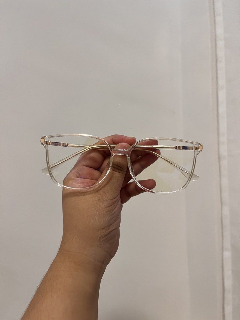 Clear antiradiation Glasses. Replaceable lens (Category: Sunglasses & Eyewear) located in Baguio. Submitted by jessam.gamboa (Listing ID 1467931583, Image 1). Description: - Antiradiation clear acetate glasses - Lens are replaceable - Never been used - Includes a free black drawstring pouch.