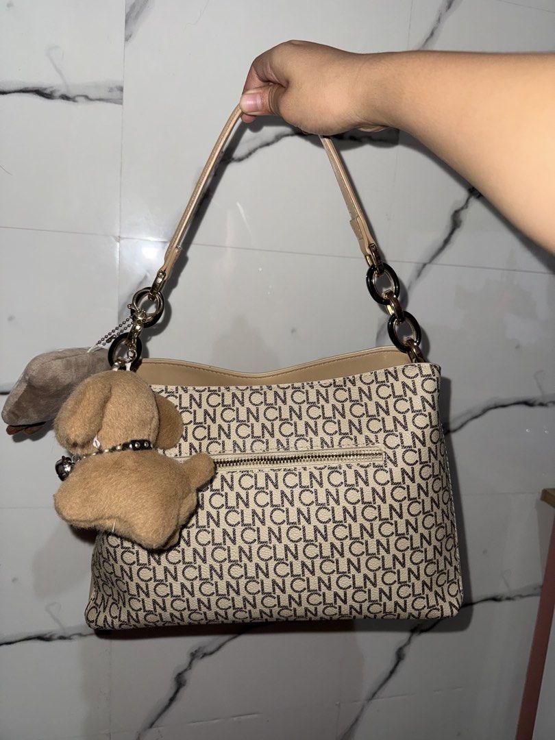 CLN Addeline Bag (Category: Shoulder Bags) located in Rizal. Submitted by ivagabond (Listing ID 1467840791, Image 2). Description: - Brand: CLN - Condition: 100% authentic and well-maintained - No issues - RFS: No longer using it.