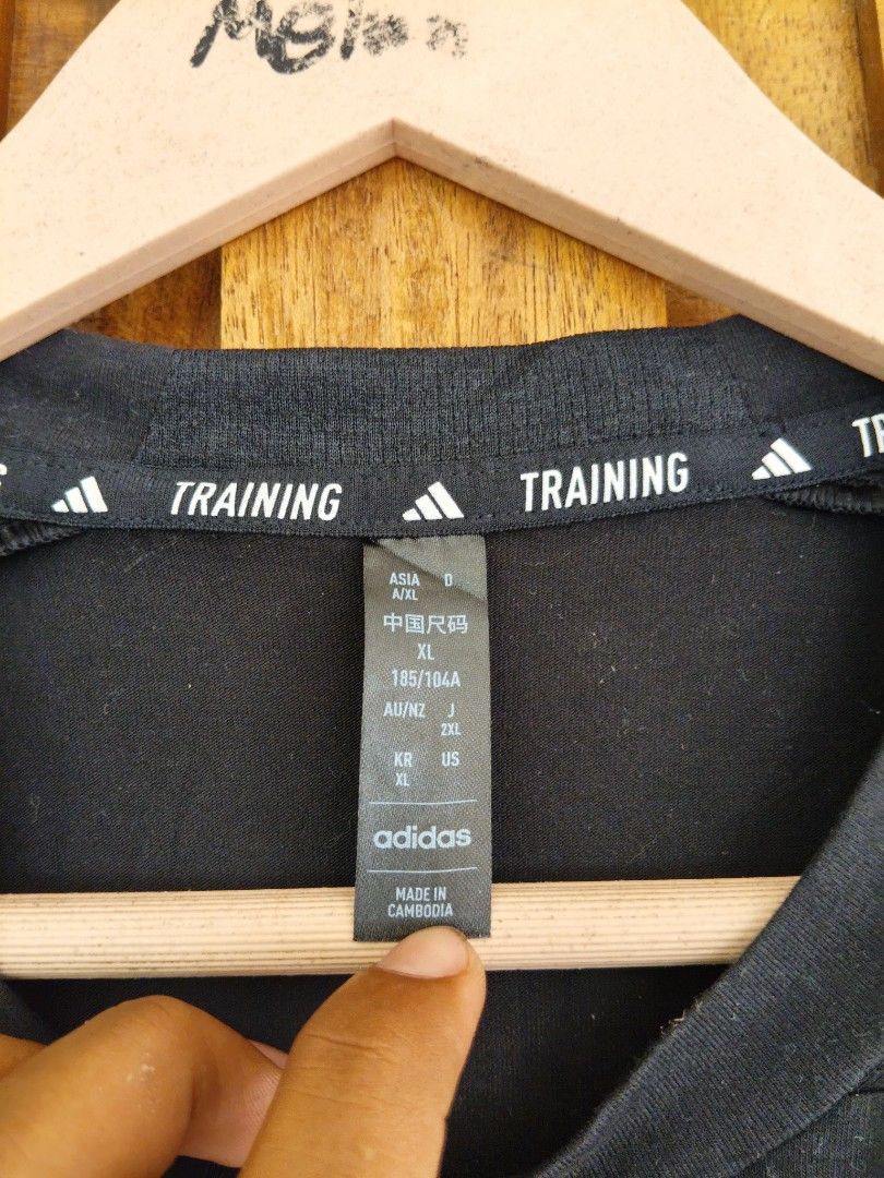 Clothing (Category: Activewear) located in Cateel. Submitted by melvin_122 (Listing ID 1467943425, Image 3). Description: .